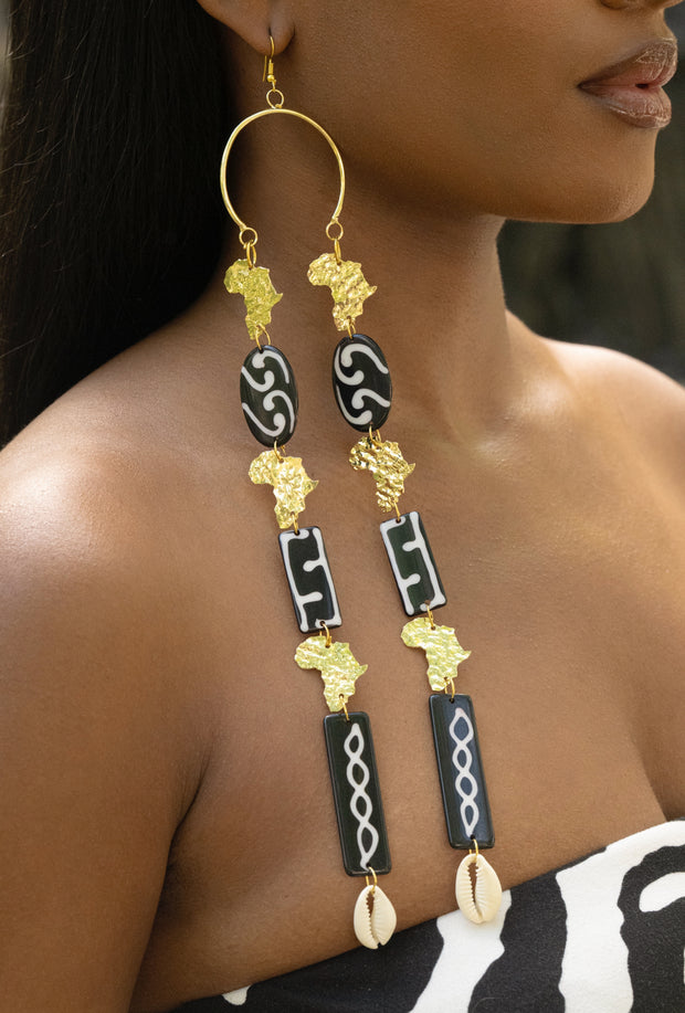 Taaru earrings (2 styles)