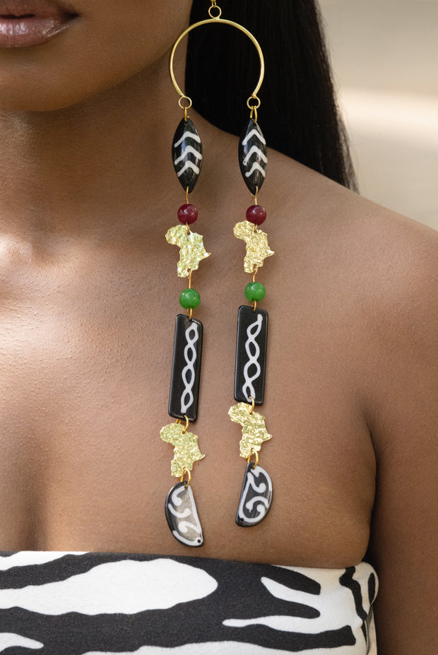 Taaru earrings (2 styles)